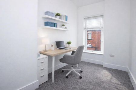 2 bedroom terraced house to rent - Photo 5