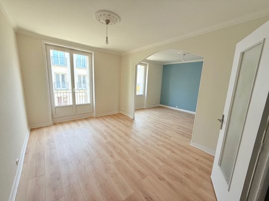 Brest Centre Siam T3 double salon/séjour 55 M2 - Photo 1