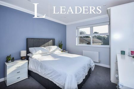 4 bedroom terraced house to rent - Photo 4