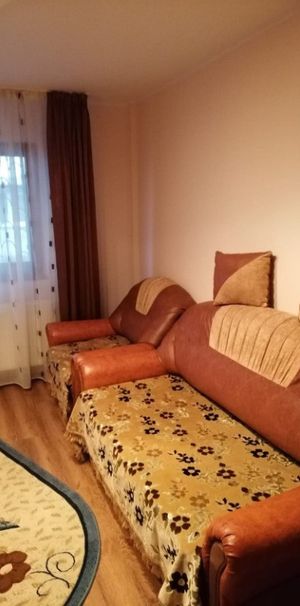 Inchiriere apartament 2 camere zona Sagului - Fotografie 1