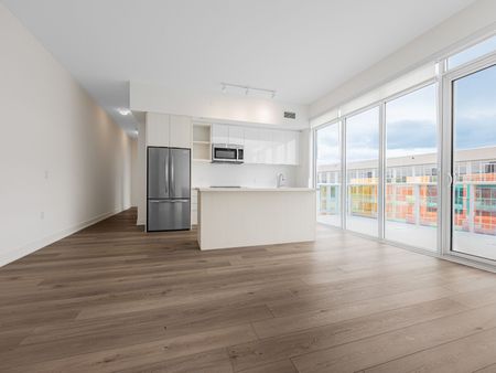 For Lease - 333 Sunseeker Avenue Unit# 627, Innisfil, Ontario - Photo 2