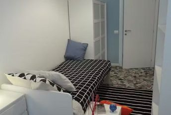 Via Santa Lucia, Padova, Veneto 35139