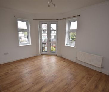 2 bedroom apartment to rent - Photo 6