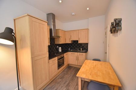 2 bedroom maisonette to rent - Photo 5