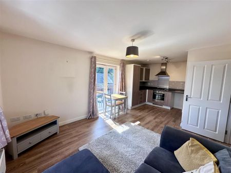 2 bedroom apartment to rent - Photo 4