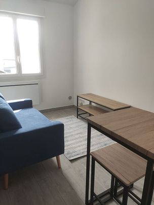 ST-MAUR DES FOSSES - petit duplex meublé - Photo 1
