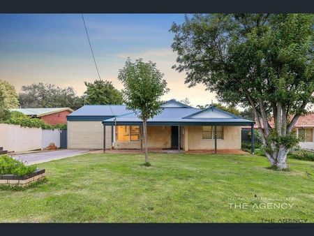 Ideal Family Home in Balga - Photo 5