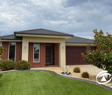 34 Skylark Boulevard, 3978, Clyde North Vic - Photo 1