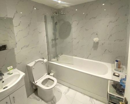 1 bedroom apartment to rent - Photo 4