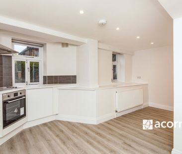 Maisonette to rent - Thurlow Park Road, London, SE21 - Photo 5