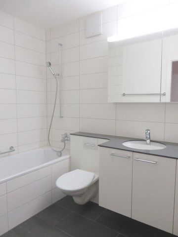 My new apartment? - Photo 2