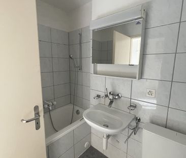 4 Zimmer, 72 m², 2. Stock - Foto 3