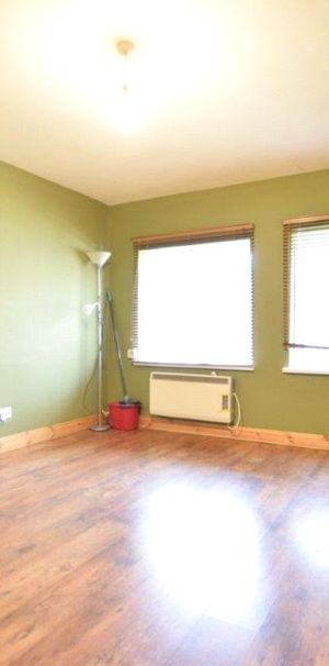 Mount Pleasant, Bracknell Mount Pleasant, Bracknell - Photo 1