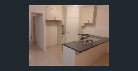 Open plan living with two open living areas - Photo 3