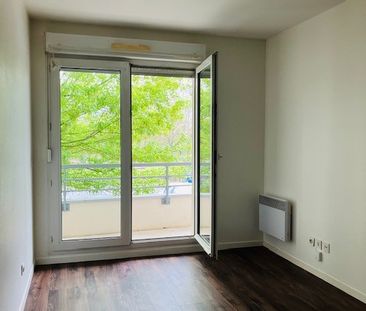 T2- Quartier Voltaire 27m2 avec balcon et parking – Place du 30 Oct... - Photo 2