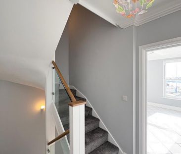 2 bedroom terraced house to rent - Photo 4