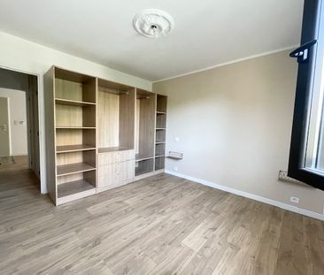 Location Appartement 3 pièces 59m² BASTIA 20200 - Photo 5