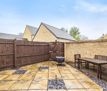 2 bedroom semi-detached house to rent - Photo 6