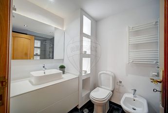 Apartamento T4 em Lisboa