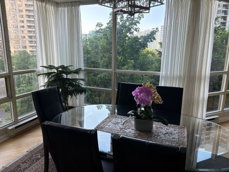 For Lease - 45 Kingsbridge Garden Circle Unit# #502, Mississauga, Ontario - Photo 4