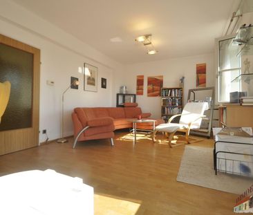 Dachterrassenwohnung in wunderschöner ruhiger Lage nähe Traisenpark - Foto 1