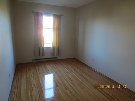 #306 – 2191 West 1st Avenue, Vancouver Bc V6k 1e7 - Photo 2