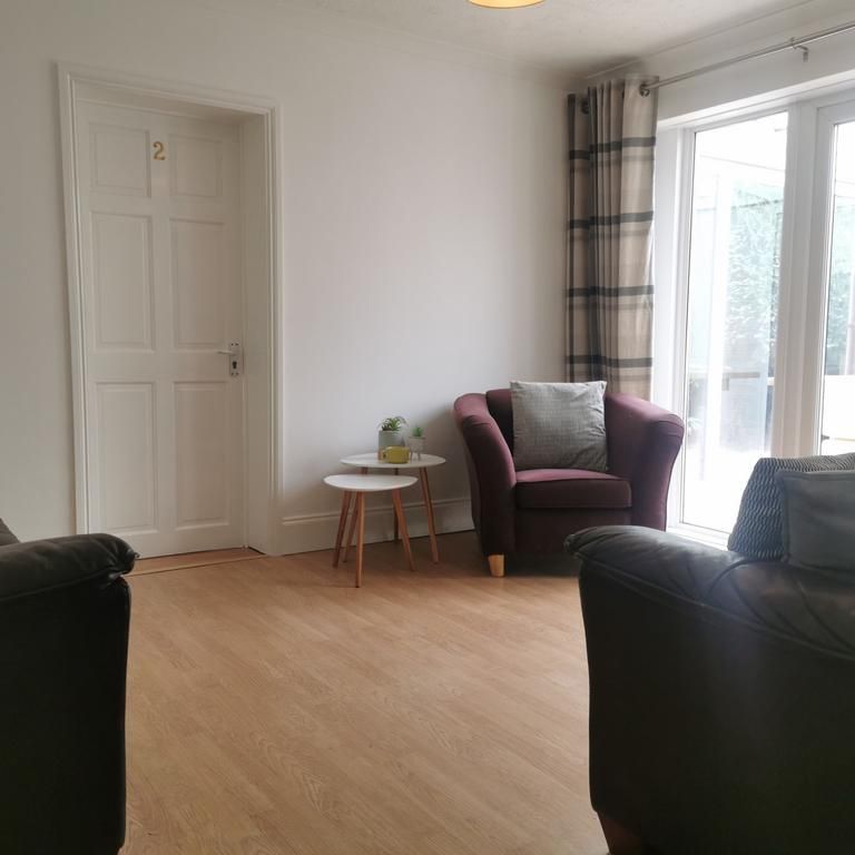 5 bedroom house to rent - Photo 1