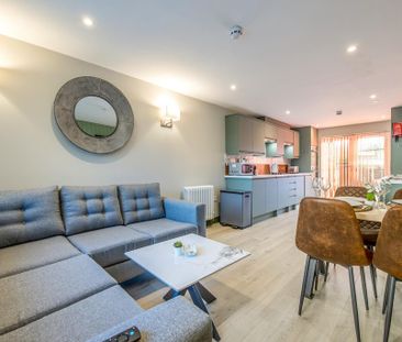 1 bedroom in a house share to rent - Photo 1