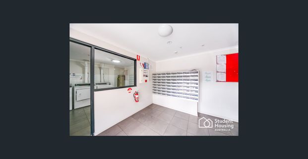 Student Only Accommodation in Footscray - Photo 1