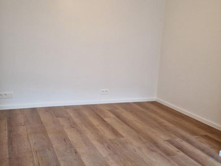 WOLUWE ST. PIERRE : REZ - JARDIN - 2 CHAMBRES + BUREAU - Woluwé-saint-pierre - Foto 5