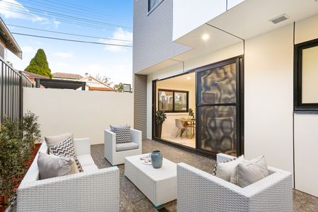 4/53 Nicholson Street, Burwood NSW 2134 - Townhouse For Rent | Domain - Photo 4