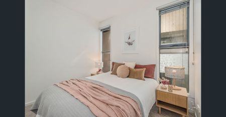 FABULOUS TWO BEDROOM TOWNHOUSE WITHIN AN INNER CITY OASIS - Photo 4