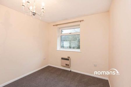 Northcote Road, Ash Vale, Aldershot, Surrey, GU12 - Photo 3