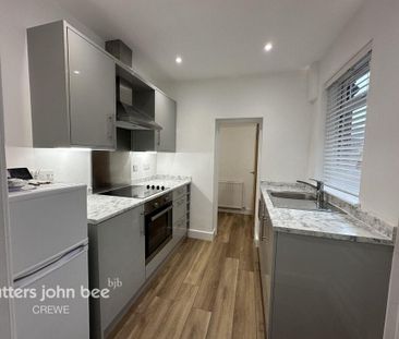 2 bedroom terraced house to rent - Photo 3