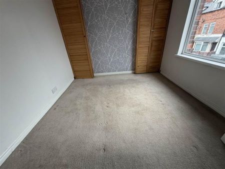 42 Woodcot Avenue, Belfast, BT5 5JA - Photo 4