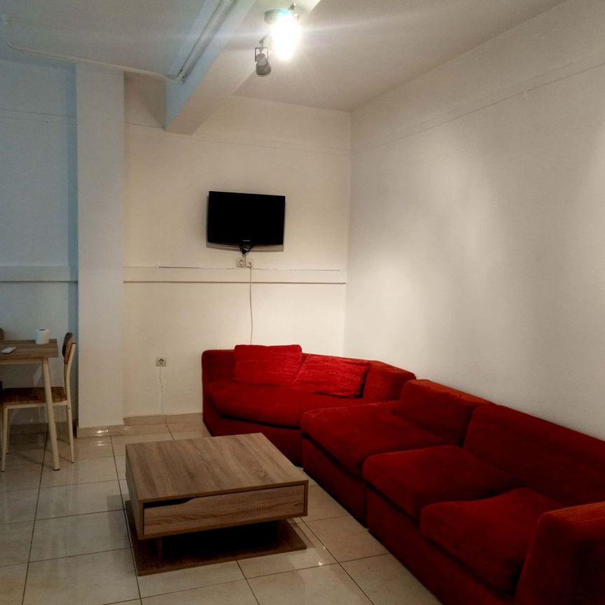 Studio/Γκαρσονιέρα για ενοικίαση - Σεπόλια - Σκουζέ, - Φωτογραφία 1