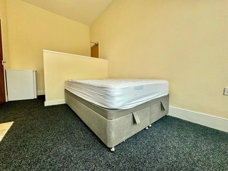 Clarence Road, Norwich - Photo 2