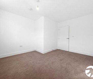 2 bedroom maisonette to rent - Photo 5