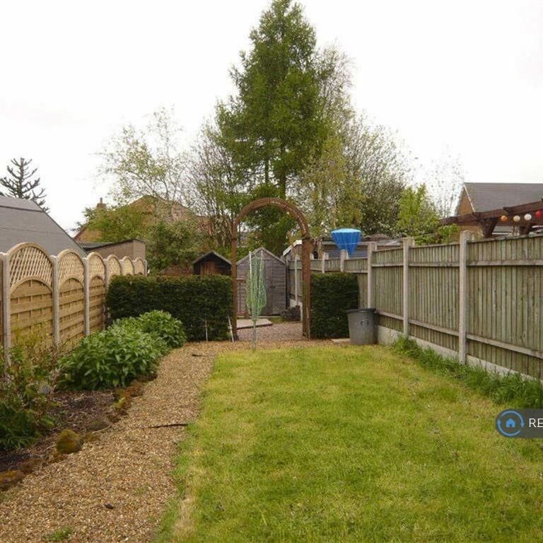 1 bedroom end of terrace house to rent - Photo 1