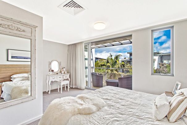 Two Bedroom Town House in Prestigious Magenta! - Photo 1