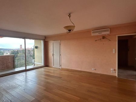 Location Appartement 3 pièces 80m² ALBI 81000 - Photo 4