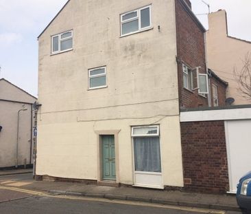 Wylds Lane, Worcester, WR5 - Photo 5