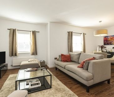 Usher Drive, Banbury - Photo 1