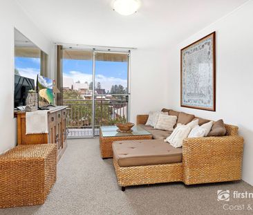 Fully Furnished, top floor apartment - Photo 1