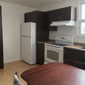 4 1/2 Situé à Ste-Foy, Chemin Ste-foy - Photo 2