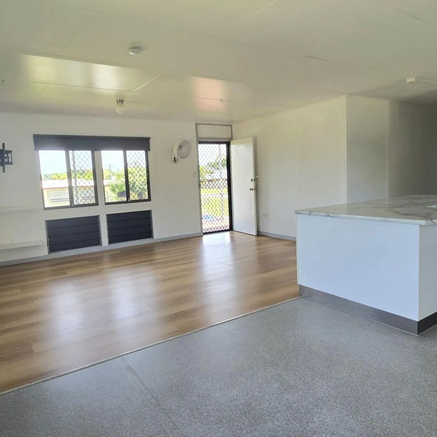 Renovated Family Home....Stroll to the Beach & Parks! - Photo 1