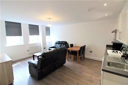 Queens House, Queens Road - Photo 2