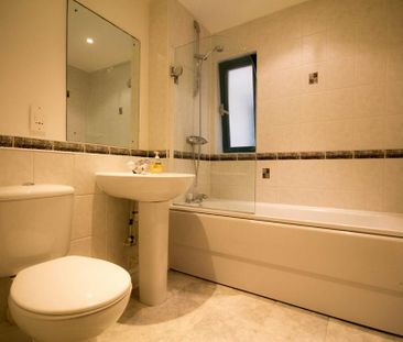 2 bedroom apartment to rent - Photo 3