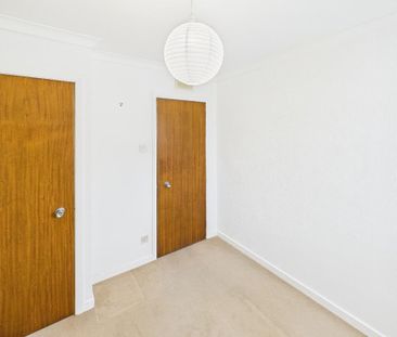 3 bedroom bungalow to rent - Photo 1