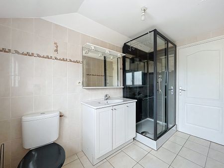 Location Appartement 1 pièce 37m² ST LO 50000 - Photo 4